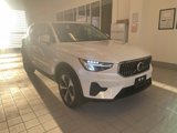 Used 2025 Volvo XC40 B5 Core w/ Protection Package Premier image 5