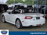 Used 2017 FIAT 124 Spider Lusso image 2