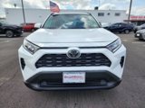 Used 2020 Toyota RAV4 XLE Premium image 2