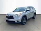 Used 2014 Toyota Highlander XLE image 2