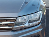 Used 2018 Volkswagen Tiguan SE w/ Panoramic Sunroof Package image 4