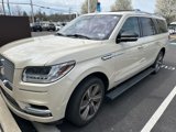 Used 2018 Lincoln Navigator L Reserve w/ Technology Package image 2