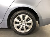 Used 2021 Toyota Corolla LE image 3