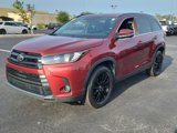 Used 2019 Toyota Highlander SE image 2