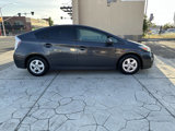 Used 2011 Toyota Prius Three image 2