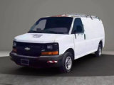 Used 2010 Chevrolet Express 2500 image 2