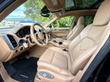 Used 2016 Porsche Cayenne image 3