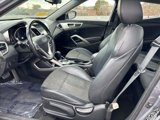 Used 2013 Hyundai Veloster w/ Style Pkg image 5