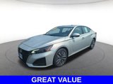 Used 2023 Nissan Altima 2.5 SV image 3
