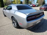 Used 2015 Dodge Challenger SXT image 5