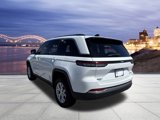 Certified 2023 Jeep Grand Cherokee Limited image 3
