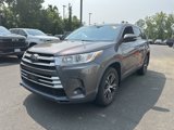Used 2019 Toyota Highlander LE image 3