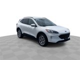 Used 2022 Ford Escape Titanium image 2