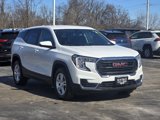 Used 2024 GMC Terrain SLE image 2