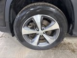 Used 2021 Jeep Cherokee Limited image 2