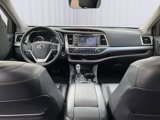 Used 2018 Toyota Highlander XLE image 3