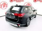 Used 2019 Mitsubishi Outlander ES image 3