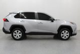Used 2022 Toyota RAV4 LE image 2