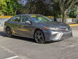 Used 2018 Toyota Camry SE image 3