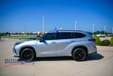 Used 2023 Toyota Highlander XSE image 4