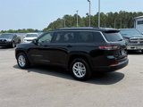 Certified 2023 Jeep Grand Cherokee L Laredo image 5