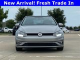 Used 2018 Volkswagen Golf SE image 2