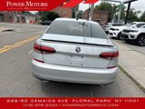 Used 2020 Volkswagen Passat 2.0T R-Line image 4