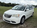 Used 2013 Chrysler Town & Country Touring image 2