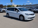Used 2022 Chrysler Voyager LX image 3