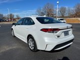 Used 2022 Toyota Corolla LE image 5