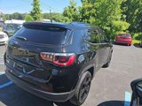 Used 2021 Jeep Compass Latitude image 3