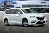 Used 2022 Chrysler Pacifica Touring image 2