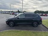 Used 2021 Volkswagen Tiguan SE image 4