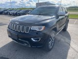 Used 2017 Jeep Grand Cherokee Overland w/ Jeep Active Safety Group image 3
