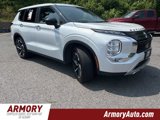 Used 2022 Mitsubishi Outlander SE image 3
