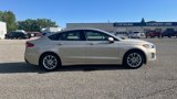 Used 2019 Ford Fusion SE image 3