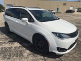 Used 2019 Chrysler Pacifica Touring-L Plus w/ Advanced Safetytec Group image 3