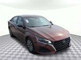 Used 2024 Nissan Altima 2.5 SV image 2