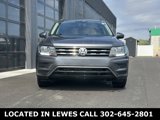 Used 2021 Volkswagen Tiguan SE w/ Panoramic Sunroof Package image 5