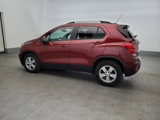 Used 2022 Chevrolet Trax LT w/ LT Convenience Package image 3