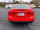 Used 2015 Ford Focus SE image 4