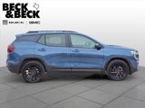 Used 2024 GMC Terrain SLE w/ Elevation Edition image 4