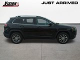 Used 2019 Jeep Cherokee Latitude w/ Cold Weather Group image 4