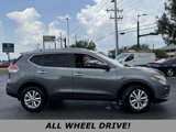 Used 2016 Nissan Rogue SV image 2