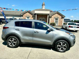 Used 2022 Kia Sportage LX image 4