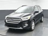 Used 2017 Ford Escape SE w/ Equipment Group 201A image 3