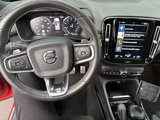 Used 2020 Volvo XC40 T5 R-Design image 6