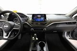 Used 2023 Nissan Altima 2.5 SV image 2