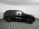 Used 2017 Jeep Grand Cherokee Altitude image 2