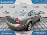 Used 2005 Volkswagen Passat GLX image 4